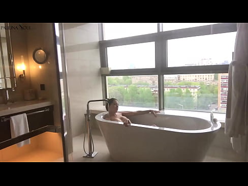 ❤️ 巨大的寶貝熱情地在浴室裡抽搐她的陰部 ❤️ 色情 在 zh-tw.hentaiteca.ru ❌❤